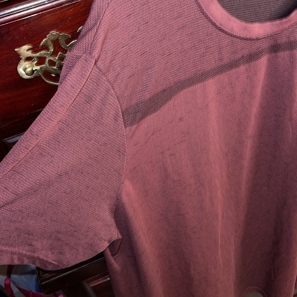 Under Armour Burgundy Shirt Sz XXL - Picture 4 of 5